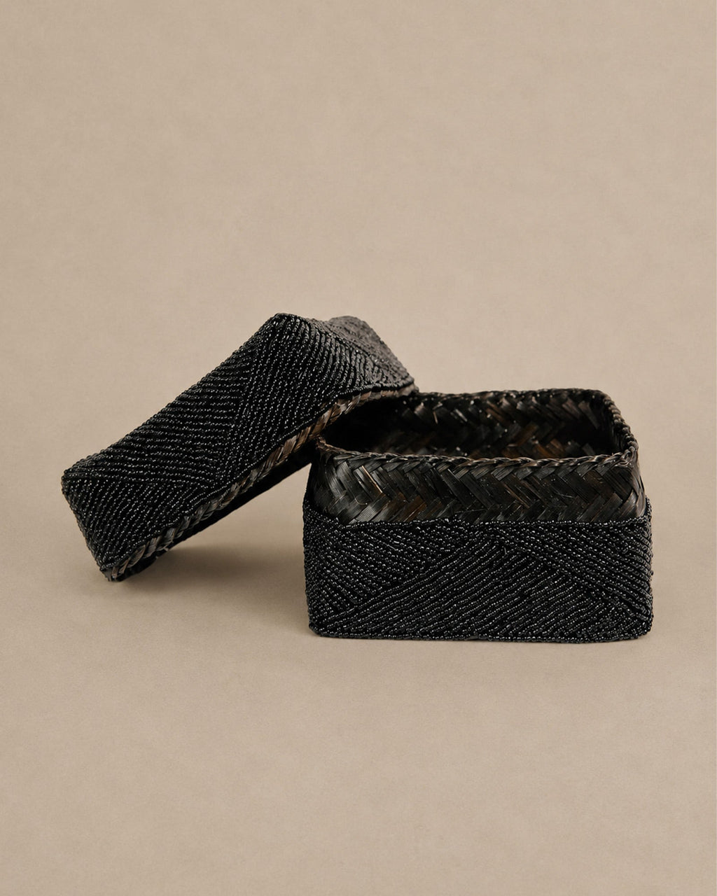 Boite Noire en Perle - | Maison Baan