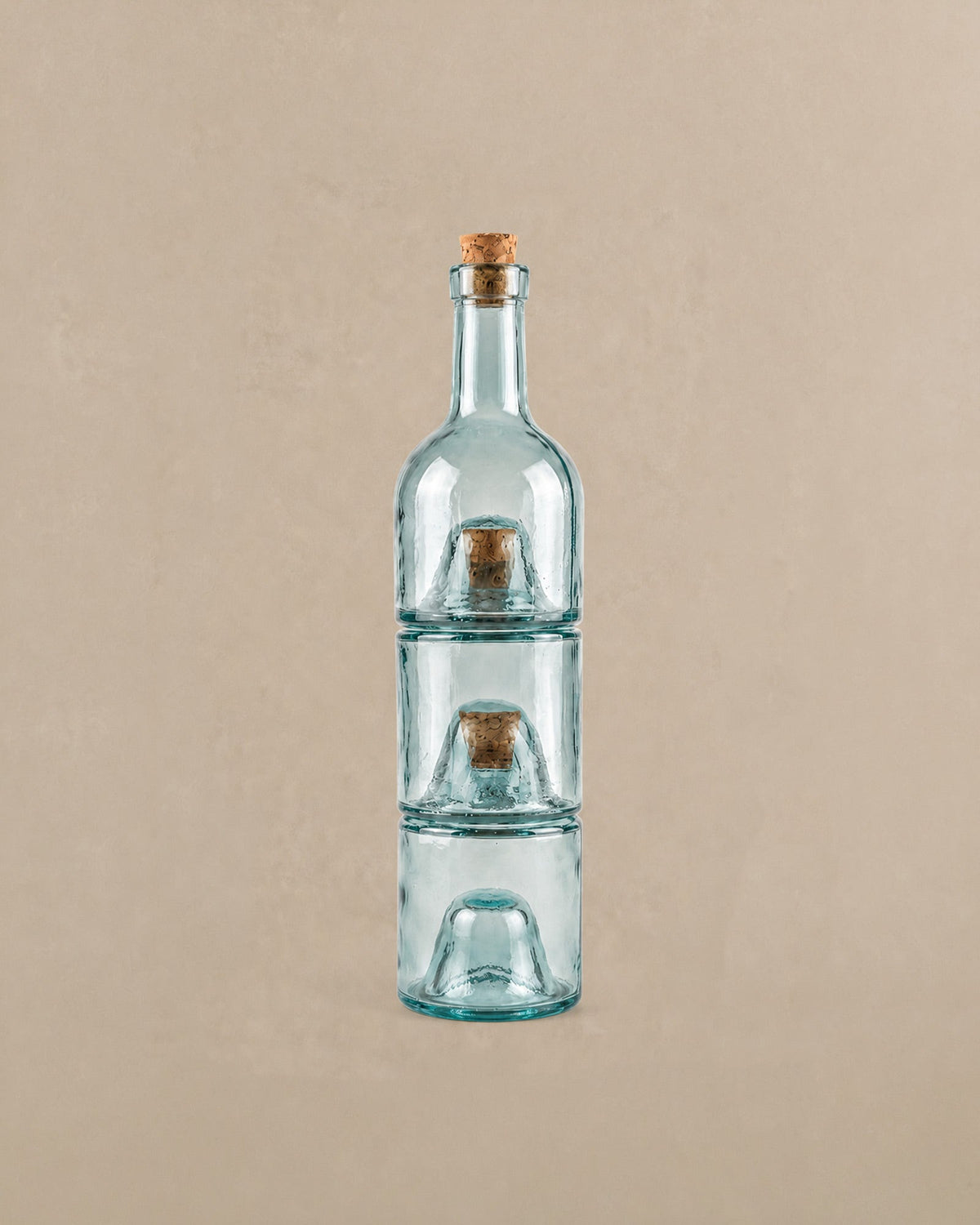 Bouteille à huile empilable en verre recyclé – Naturel ou Vert olive - | Maison Baan