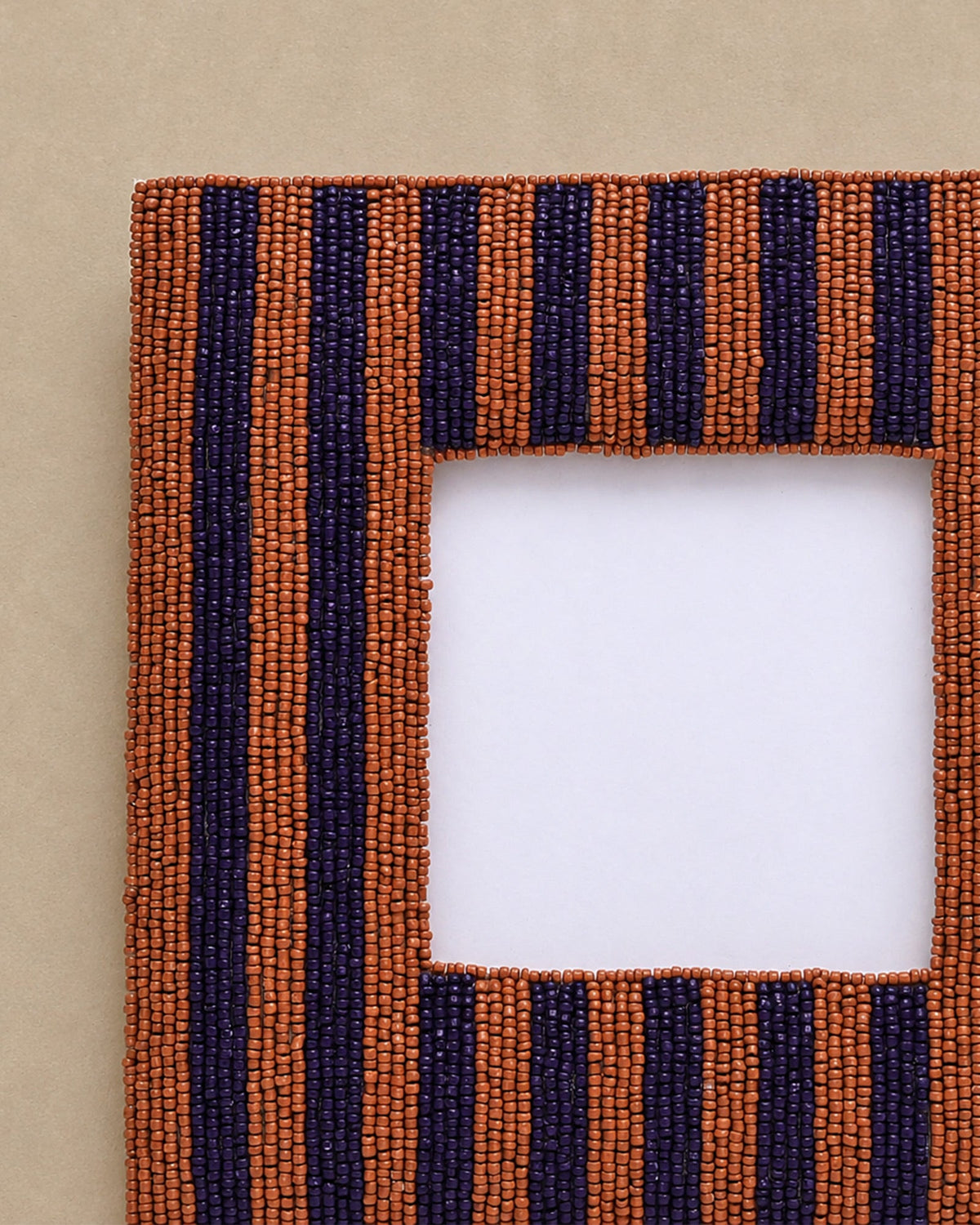 Cadre photo carré en perle à motifs graphiques - 13 x 18 cm - | Maison Baan