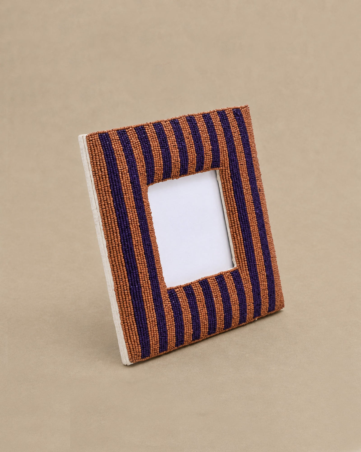 Cadre photo carré en perle à motifs graphiques - 13 x 18 cm - | Maison Baan