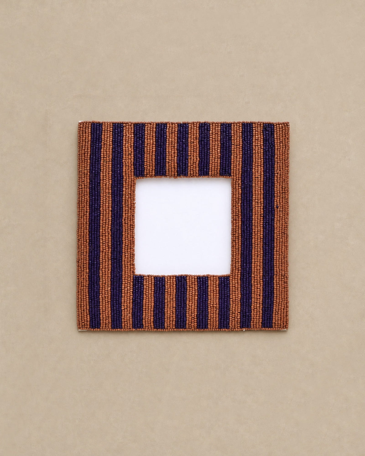 Cadre photo carré en perle à motifs graphiques - 13 x 18 cm - | Maison Baan