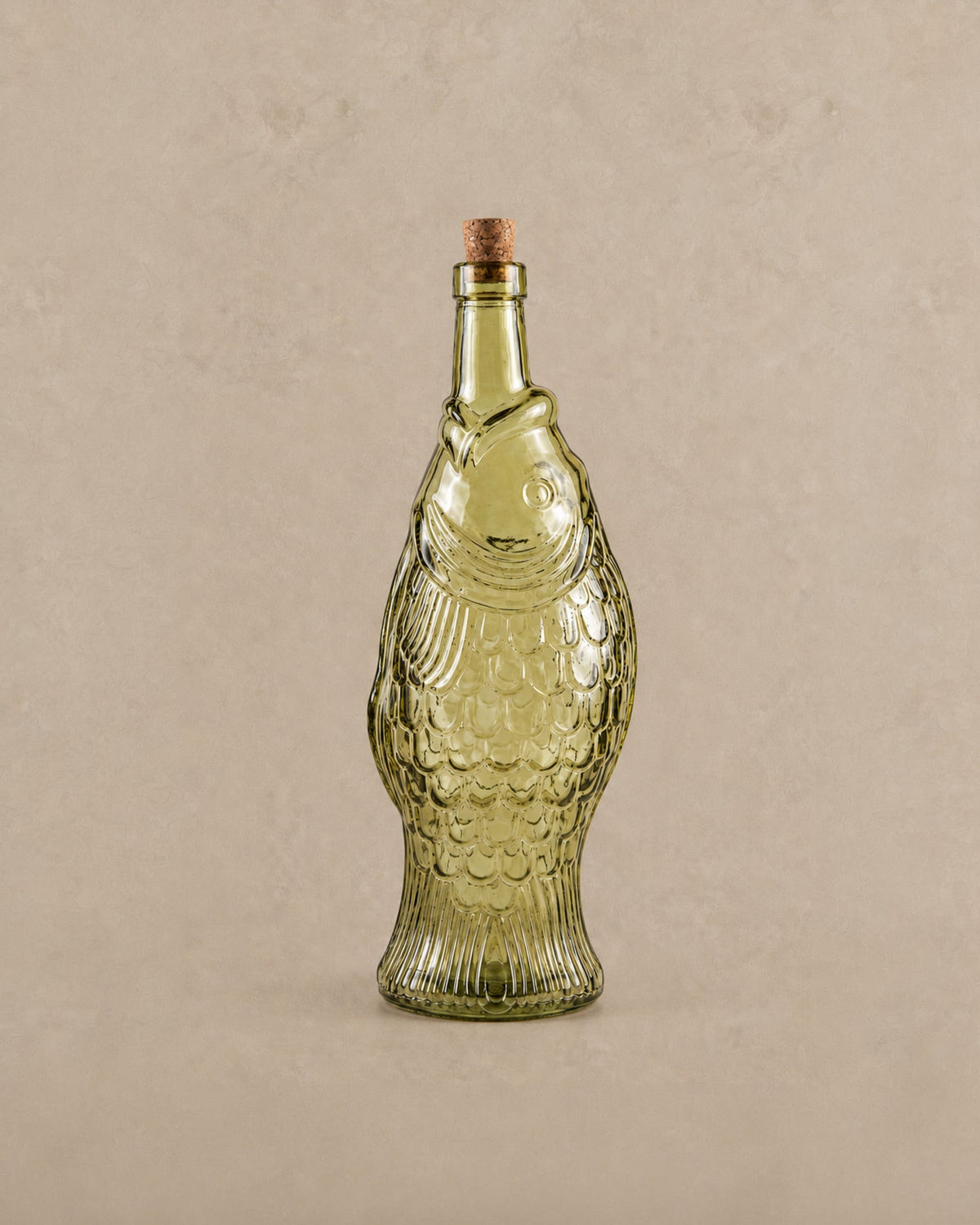 Carafe en verre recyclé forme poisson – Topaze clair - | Maison Baan