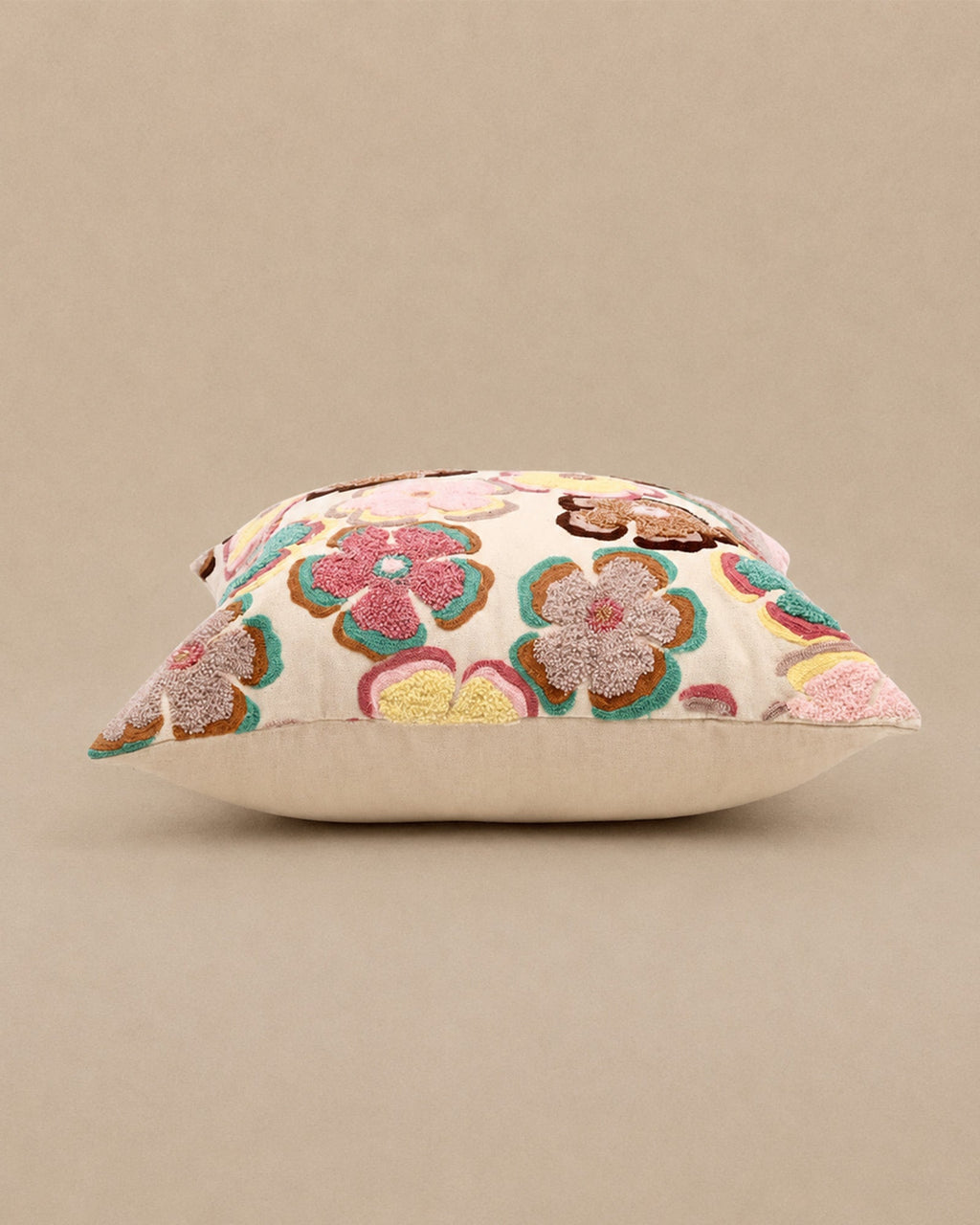 Coussin Carré Coton Brodé Floral Rétro Multicolore 45x45 cm - | Maison Baan