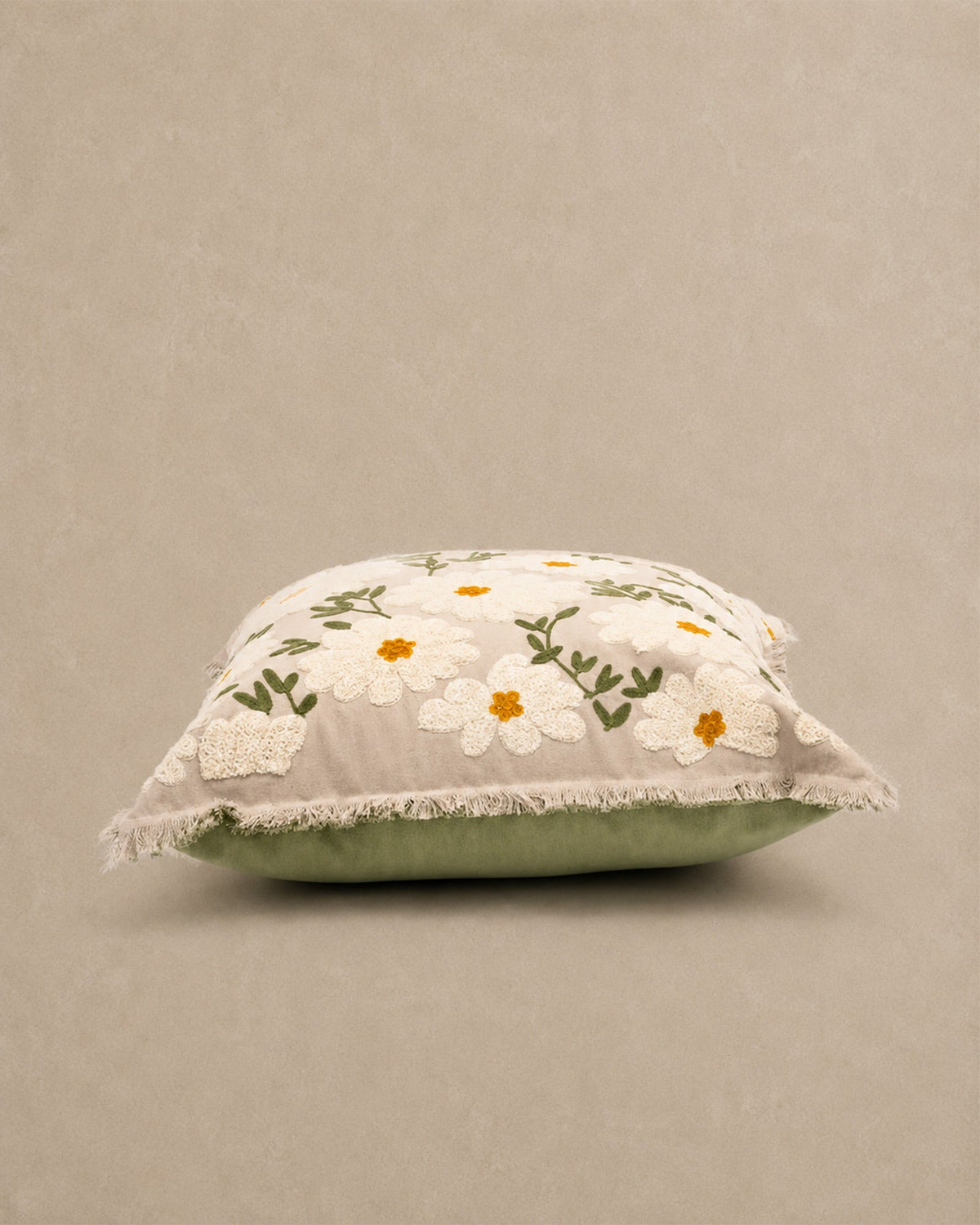 Coussin Carré Coton Brodé Marguerites 45x45 cm - | Maison Baan