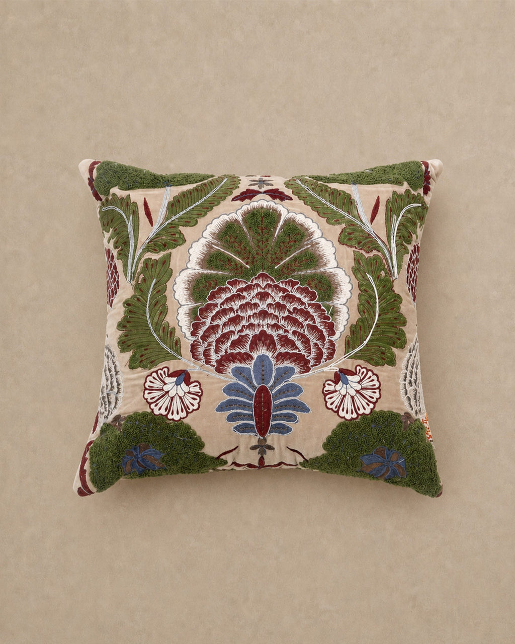 Coussin Vert Carré Velours Brodé Main 45x45 cm - | Maison Baan