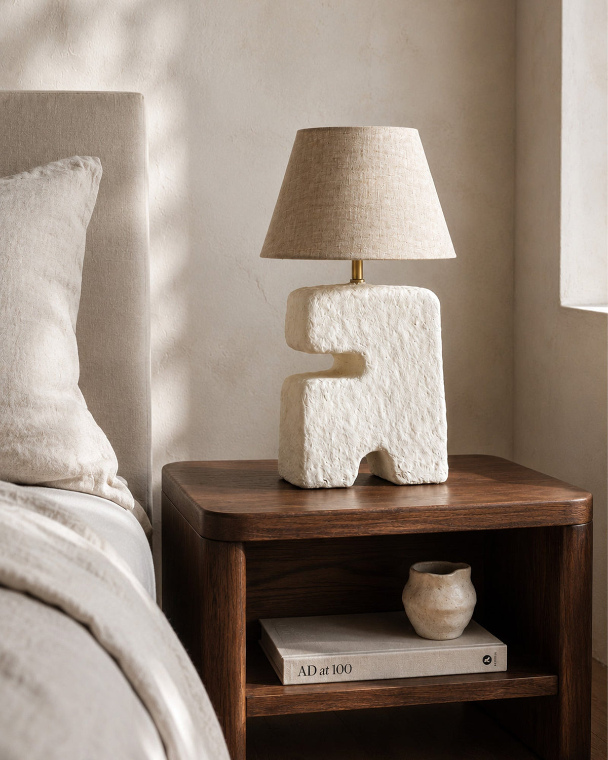 Lampe de table blanche géométrique artisanal unique - | Maison Baan