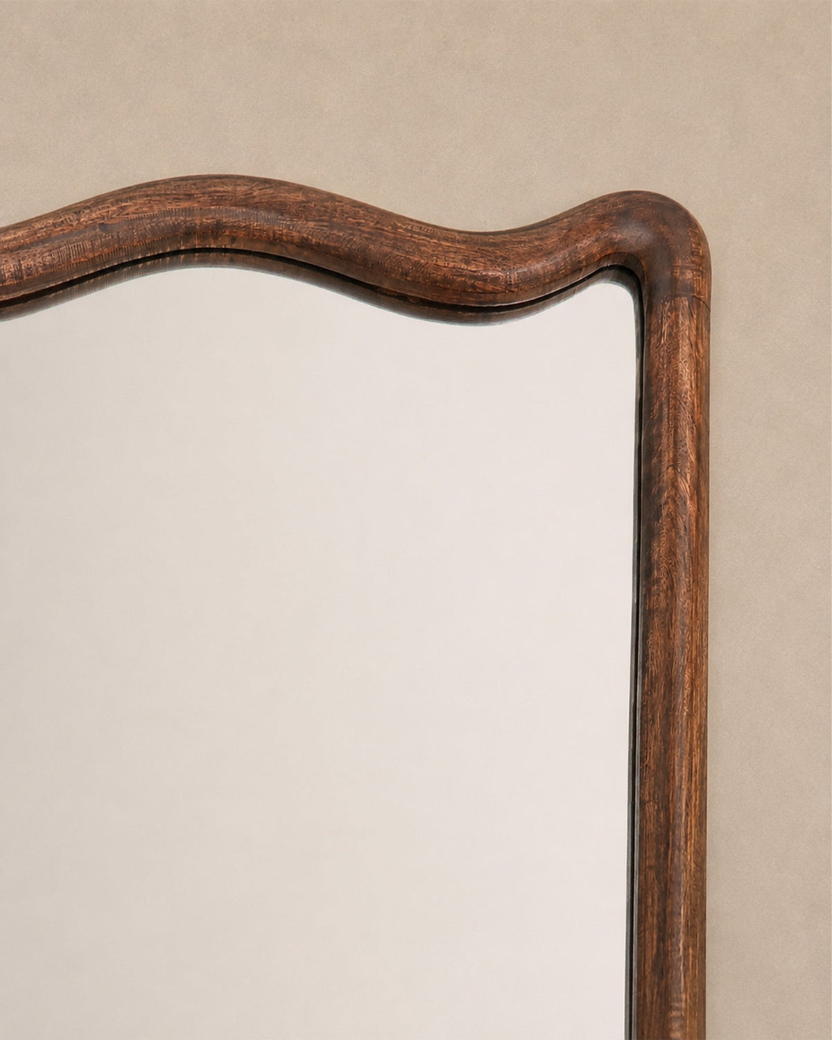Miroir Mural Ondulé Marron en Bois 75x100 cm - | Maison Baan