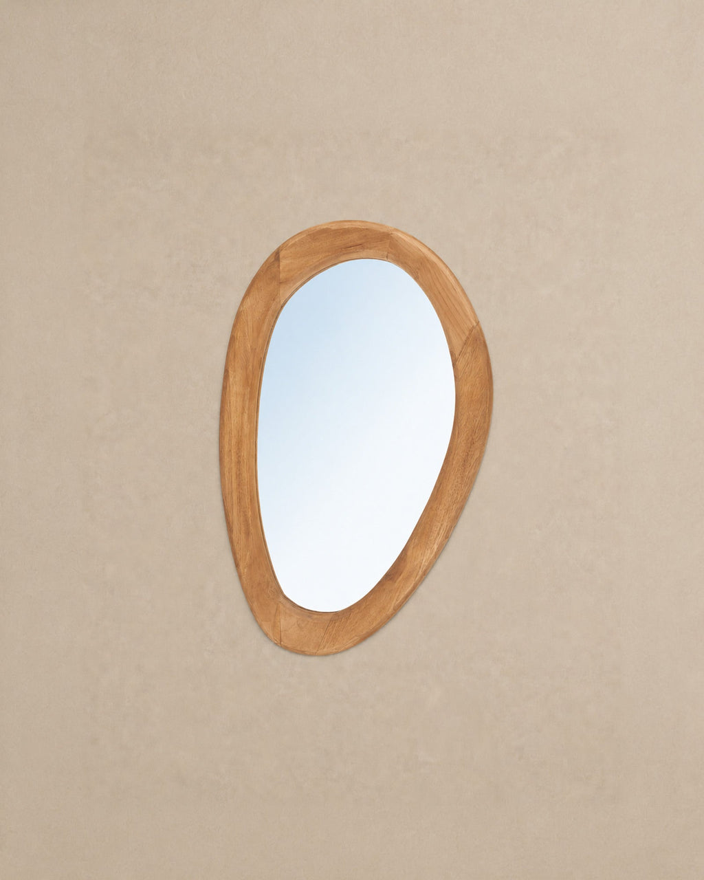 Miroir organique en bois de teck - | Maison Baan
