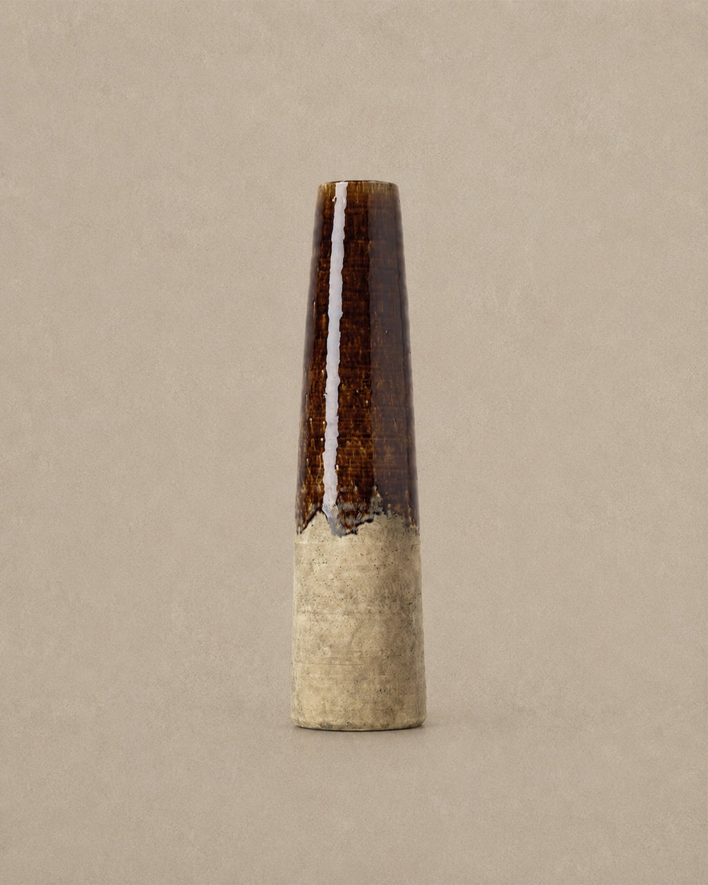 Vase Conique Ambré Brun Béton - | Maison Baan
