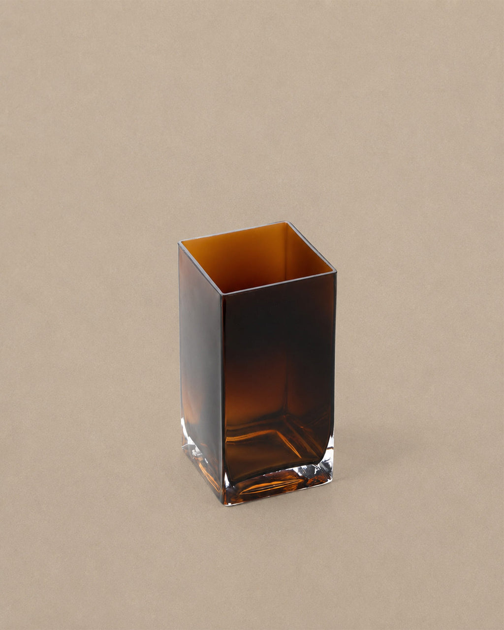 Vase en Verre Ambre Recyclé – Forme Rectangulaire | Cuboid Vase L - | Maison Baan
