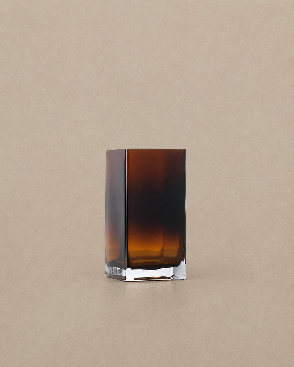 Vase en Verre Ambre Recyclé – Forme Rectangulaire | Cuboid Vase L - | Maison Baan