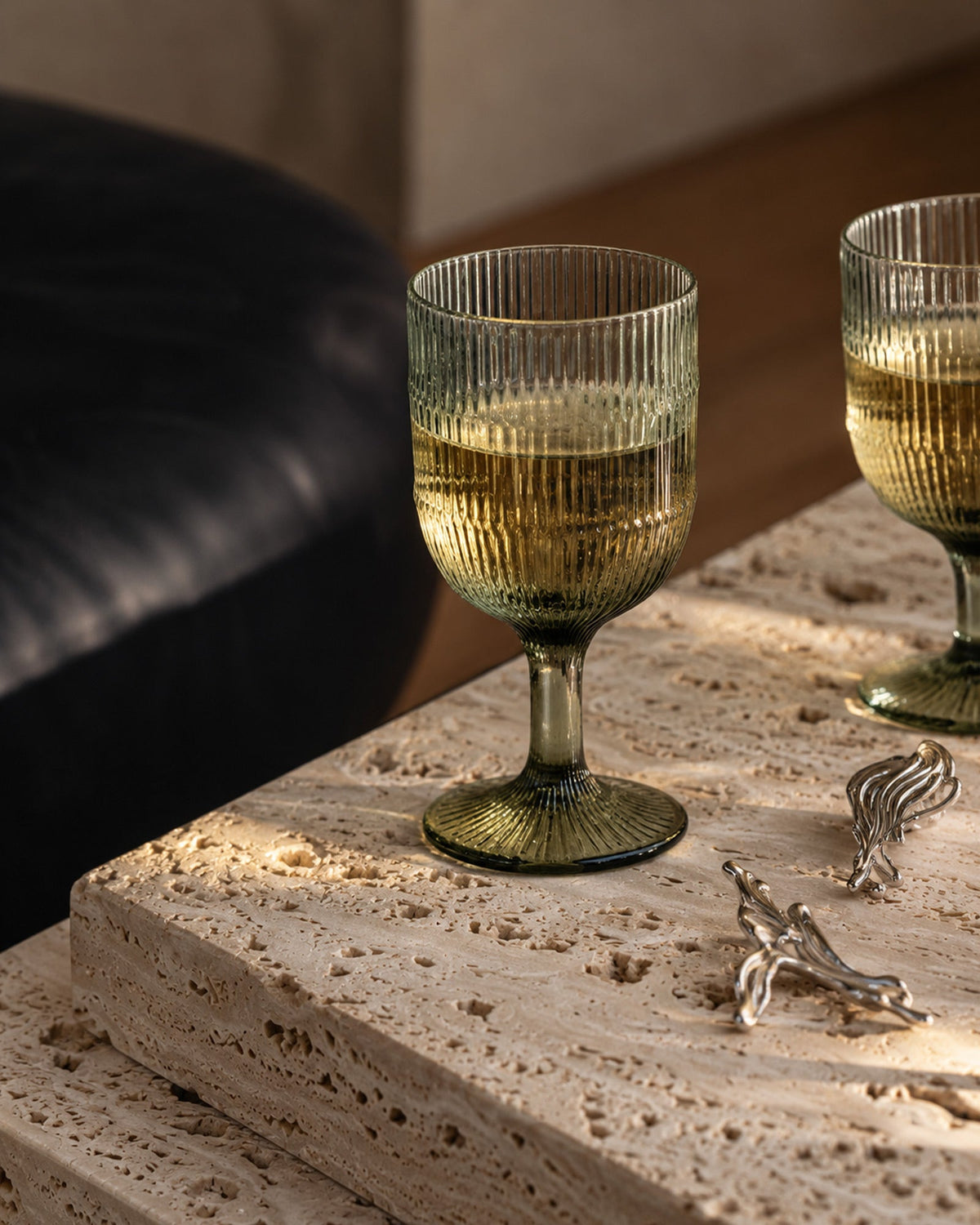 Verre à vin en verre recyclé – Vert - | Maison Baan