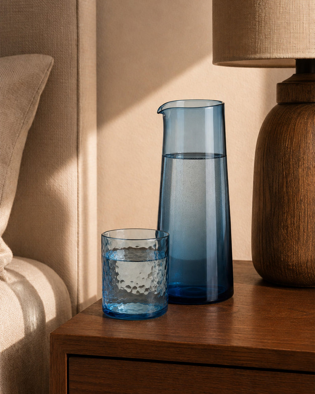 Verre martelé bleu azure - | Maison Baan
